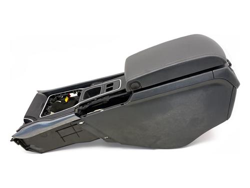 middle-console-peugeot-508-sw-i-8e_-2010-2011-2012-2013-2014-2015-2016-2017-2018-39362838 main image