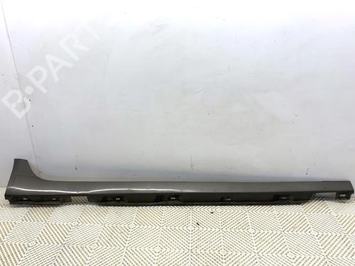 Used Right sideskirt Right sideskirt 39333447 39333447