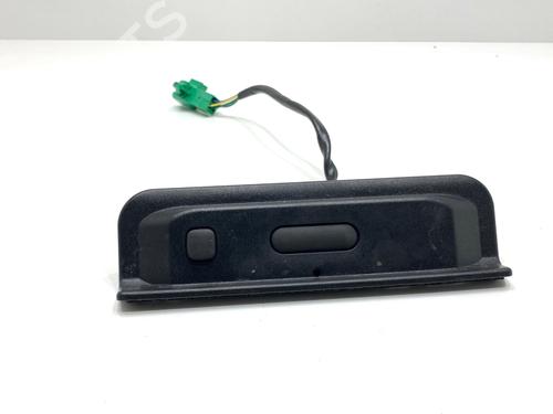Used Tailgate handle Tailgate handle 39333175 39333175