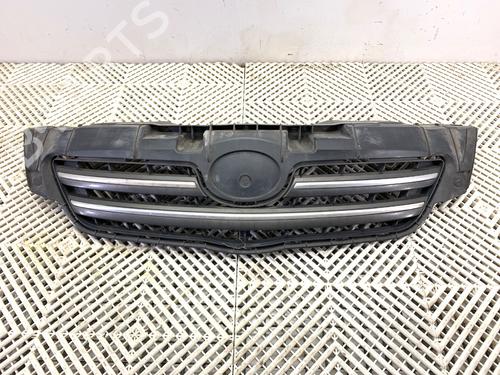 Used Grille Grille 39326834 39326834