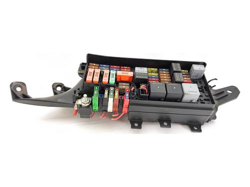 Used Fuse box Fuse box MERCEDES-BENZ GL-CLASS (X164) GL 320 CDI 4-matic (164.822) (224 hp) 40489138 40489138