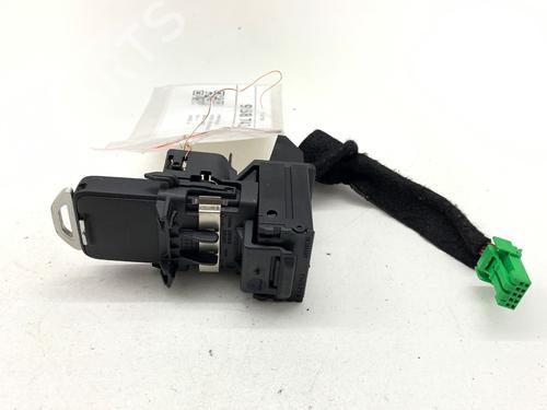 Switch VOLVO V40 Hatchback (525) D2 | BP39378171I30 - Image 2