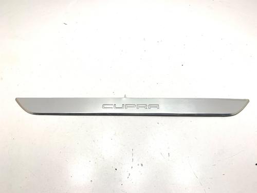 Used Right sideskirt Right sideskirt SEAT LEON (5F1) 2.0 Cupra (300 hp) 39338366 39338366