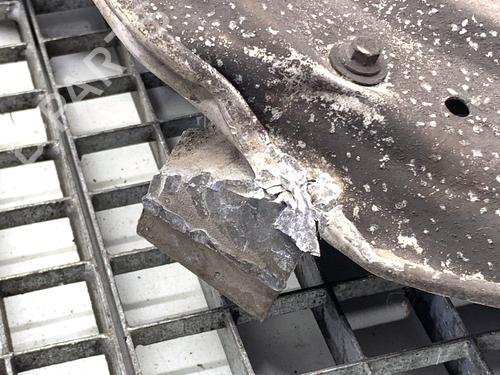 Right front steering knuckle VOLVO XC60 II (246) D4 AWD | BP39344487M26 - Image 2