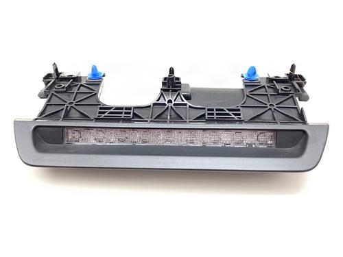 Used Third brake light Third brake light DACIA DUSTER (HM_) 1.0 TCe 100 (HMMT) (101 hp) 40068498 40068498