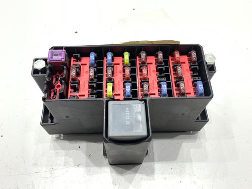 Used Fuse box Fuse box 39306553 39306553