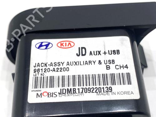 Electronic module KIA CEE'D Sportswagon (JD) 1.4 CRDi 90 | BP39331835M83 - Image 5