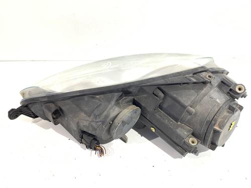 Right headlight VW GOLF V (1K1) 1.4 FSI | BP39373345C29 - Image 2