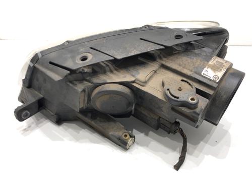 Right headlight VW PASSAT B6 (3C2) 1.9 TDI | BP39346889C29 - Image 3