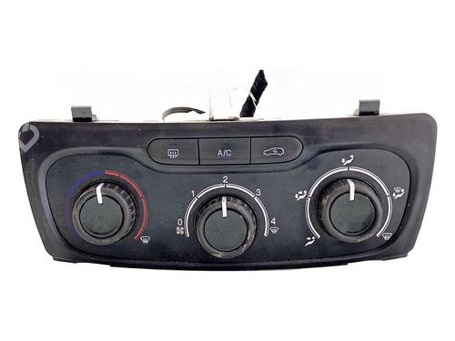 Used Climate control Climate control 39367732 39367732