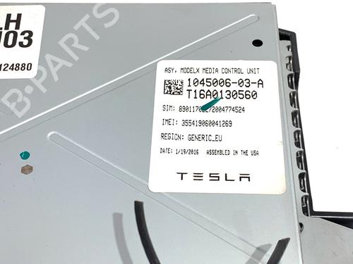 Display TESLA MODEL S (5YJS) 85D AWD | BP39354425C48  - Image 9