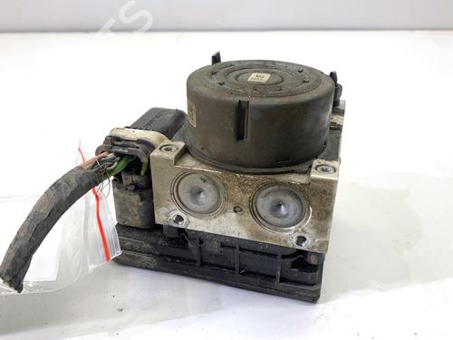 ABS pump PEUGEOT 2008 I (CU_) 1.2 THP 110 / PureTech 110 | BP39319644M43 - Image 2
