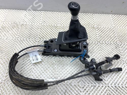 Selector da caixa Selector da caixa FORD TOURNEO CONNECT / GRAND TOURNEO CONNECT V761 MPV (SK) 2.0 EcoBlue (122 hp) 39341007 39341007
