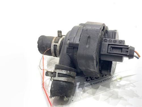 Used Auxiliary water pump Auxiliary water pump MERCEDES-BENZ GL-CLASS (X164) GL 320 CDI 4-matic (164.822) (224 hp) 39336547 39336547