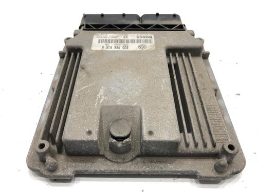 Used Engine control unit (ECU) Engine control unit (ECU) VW TOURAN (1T1, 1T2) 1.9 TDI (100 hp) 39313235 39313235