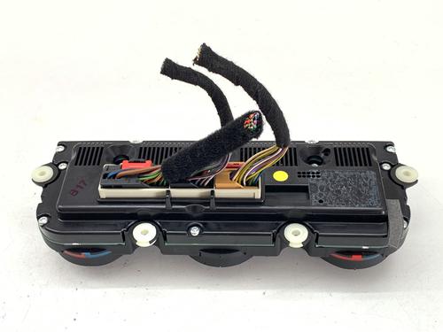 Climate control VW GOLF V (1K1) 1.6 FSI | BP39368748I5 - Image 2