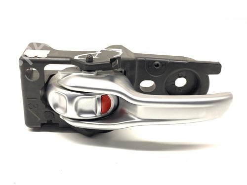 front-left-interior-door-handle-jeep-cherokee-kl-2013-39286608 main image