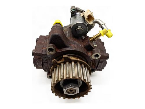 Used Injection pump Injection pump VOLVO V40 Hatchback (525) D2 (114 hp) 40211406 40211406