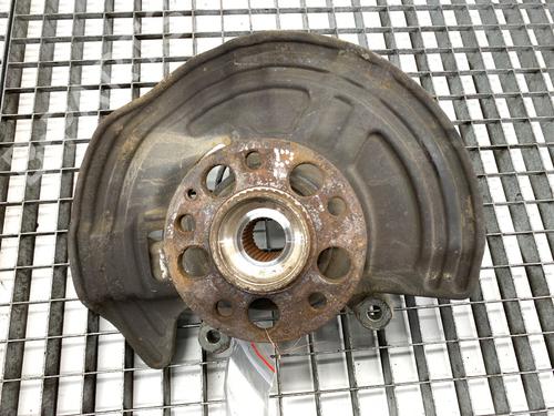 right-front-steering-knuckle-mercedes-benz-cla-coupe-c117-2013-2014-2015-2016-2017-2018-2019-39328570 main image