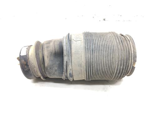 right-front-shock-absorber-mercedes-benz-e-class-t-model-s212-2009-2010-2011-2012-2013-2014-2015-2016-39269489 main image