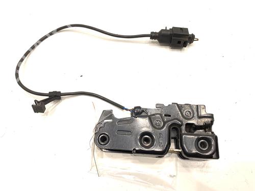 hood-lock-audi-a4-b8-8k2-2007-2008-2009-2010-2011-2012-2013-2014-2015-2016-2017-39305061 main image