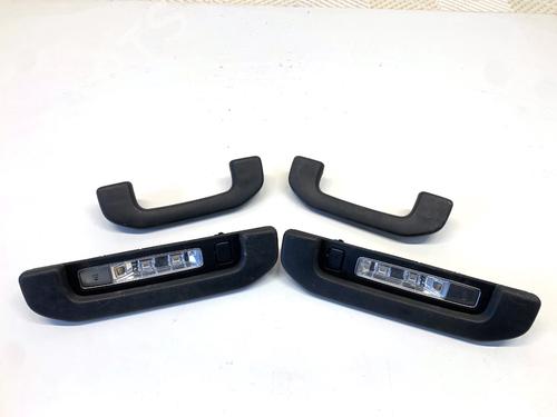Used Interior roof handle Interior roof handle 39335835 39335835