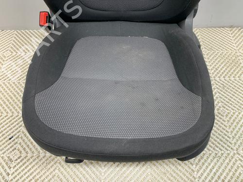 Left front seat SKODA YETI (5L) 1.2 TSI | BP39970727C15 - Image 3