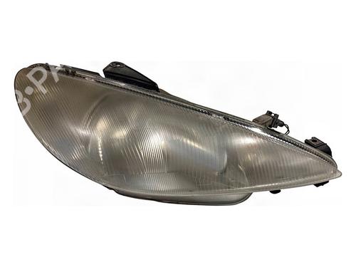 Used Right headlight Right headlight PEUGEOT 206 Hatchback (2A/C) 1.1 i (60 hp) 39735889 39735889