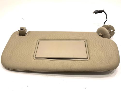 Used Right sun visor Right sun visor 39337346 39337346