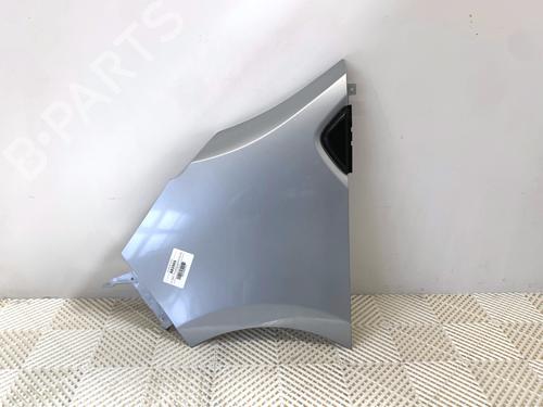 Używane Błotnik przedni lewy Błotnik przedni lewy RENAULT TRAFIC III Van (FG_) 2.0 dCi 170 (FGMM, FGMV) (170 hp) 39337582 39337582