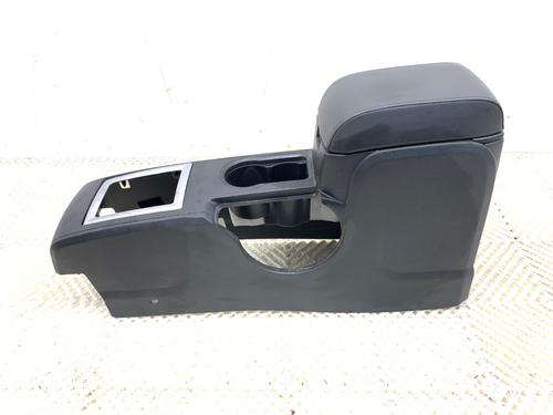 Used Armrest / Center console Armrest / Center console 39336422 39336422