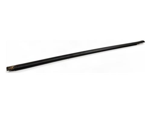 door-moulding-trim-vw-golf-vii-variant-ba5-bv5-2013-2014-2015-2016-2017-2018-2019-2020-2021-2022-40034037 main image