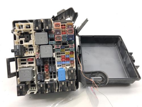 fuse-box-ford-ecosport-2011-2012-2013-2014-2015-2016-2017-2018-2019-2020-2021-2022-39332464 main image