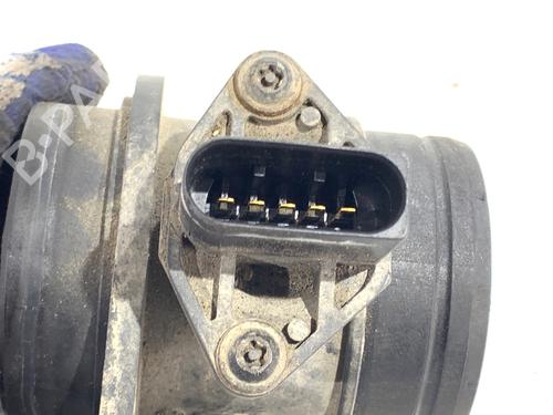 Mass air flow sensor VW GOLF V (1K1) 1.9 TDI | BP39313073M95 - Image 3