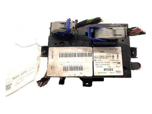 Used Fuse box Fuse box 39358308 39358308