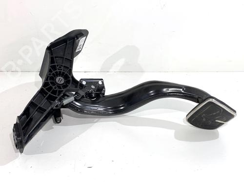 Pedal BMW 5 (G30, F90) 520 d xDrive | BP39323457I4 - Image 2
