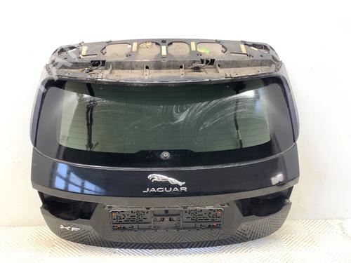 tailgate-jaguar-xf-sportbrake-x260-2017-39340282 main image