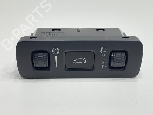 Kombi Kontakt / Stilkkontakt Kombi Kontakt / Stilkkontakt 39302619 39302619