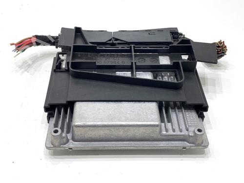 engine-control-unit-ecu-mercedes-benz-e-class-t-model-s211-2003-2004-2005-2006-2007-2008-2009-39341200 main image