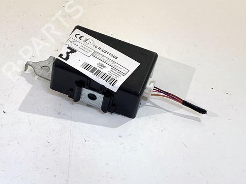 Used Electronic module Electronic module TOYOTA AURIS (_E18_) 1.3 Dual-VVTi (NRE180_, NRE180R) (99 hp) 39339555 39339555