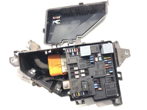Used Fuse box Fuse box 39333312 39333312