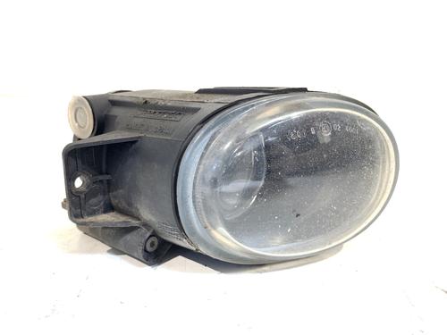 Used Right front fog light Right front fog light 39294577 39294577