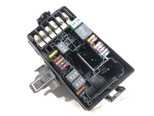 Used Fuse box Fuse box 39271583 39271583