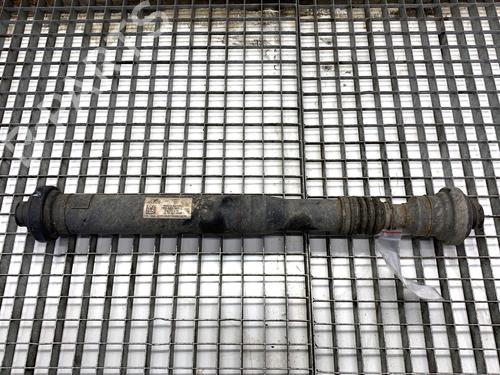 driveshaft-vw-touareg-7p5-7p6-2010-2011-2012-2013-2014-2015-2016-2017-2018-39338947 main image