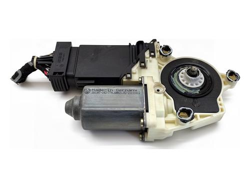 Vindusheismotor venstre foran Vindusheismotor venstre foran VW GOLF IV (1J1) 1.9 TDI (90 hp) 39762786 39762786