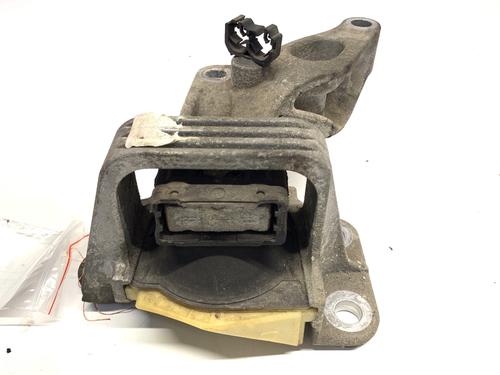 Used Engine mount Engine mount 39292633 39292633