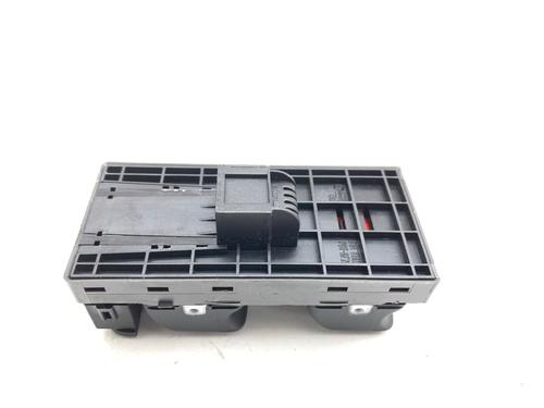 Switch AUDI Q3 (8UB, 8UG) 2.0 TDI | BP39368640I30 - Image 3