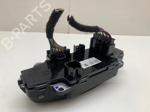 Climate control FORD TRANSIT COURIER B460 Box Body/MPV 1.0 EcoBoost | BP39358528I5 - Image 3