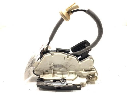 front-left-lock-vw-golf-vii-variant-ba5-bv5-2013-2014-2015-2016-2017-2018-2019-2020-2021-2022-39298022 main image