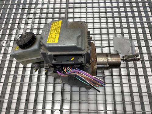 servo-brake-infiniti-q50-2013-39326353 main image